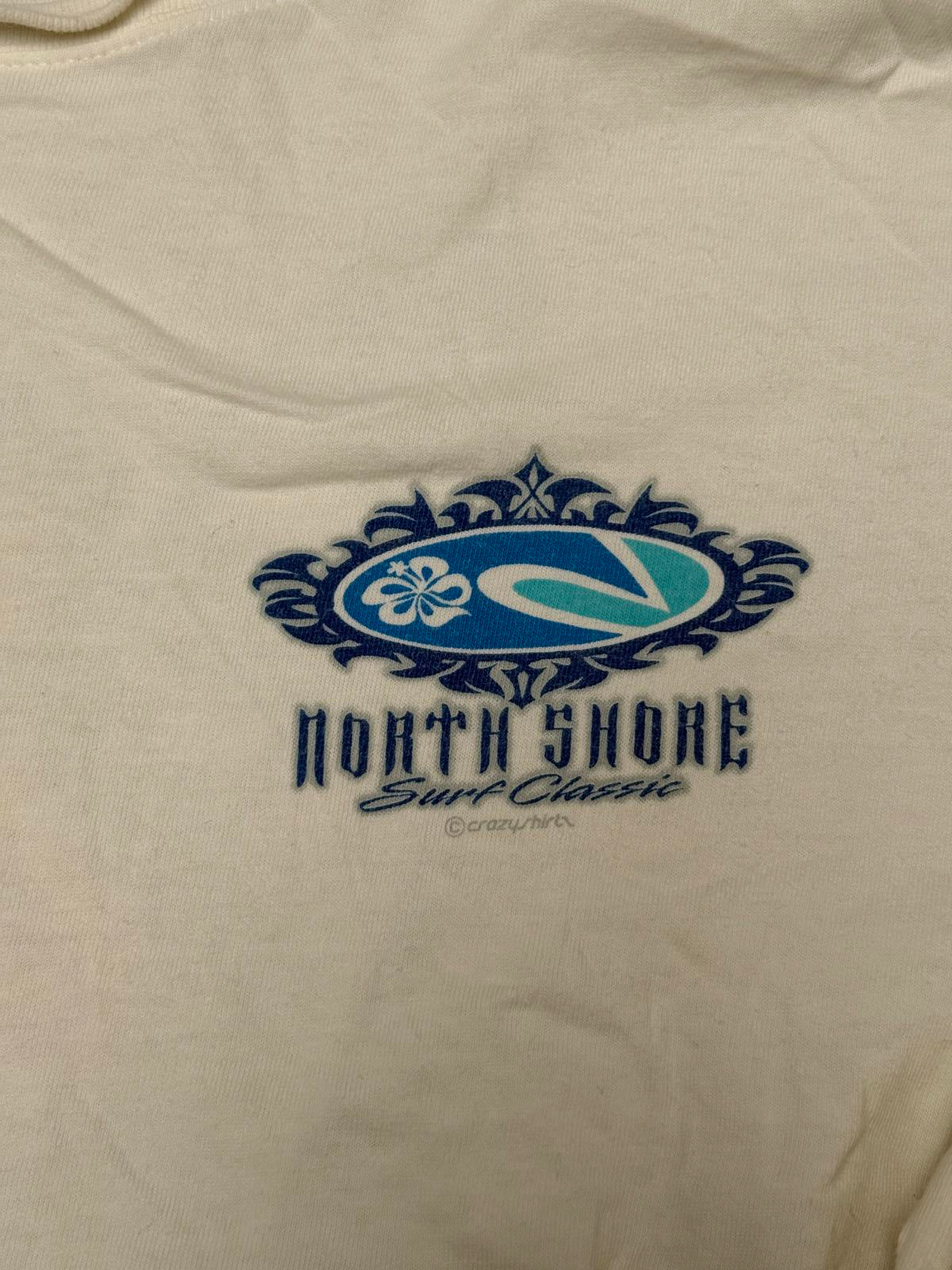 T-shirt manches longues Y2K Crazy Shirts avec pin-up surfeuse North Shore - L