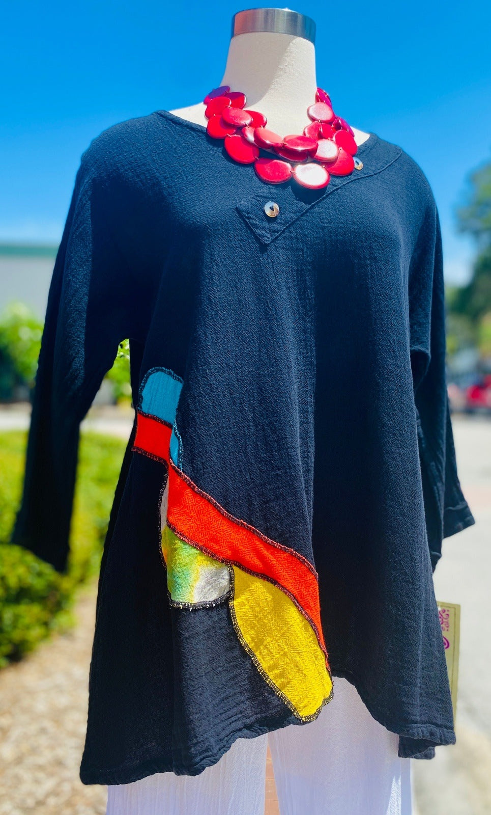 Lucia Cotton Gauze Appliqué V-Neck Blouse