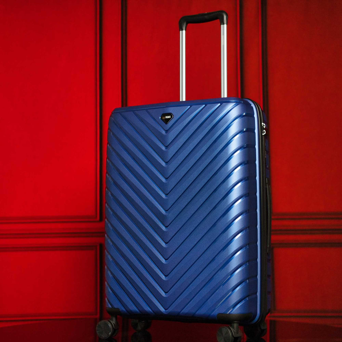 24-Inch Hardcase Spinner Suitcase