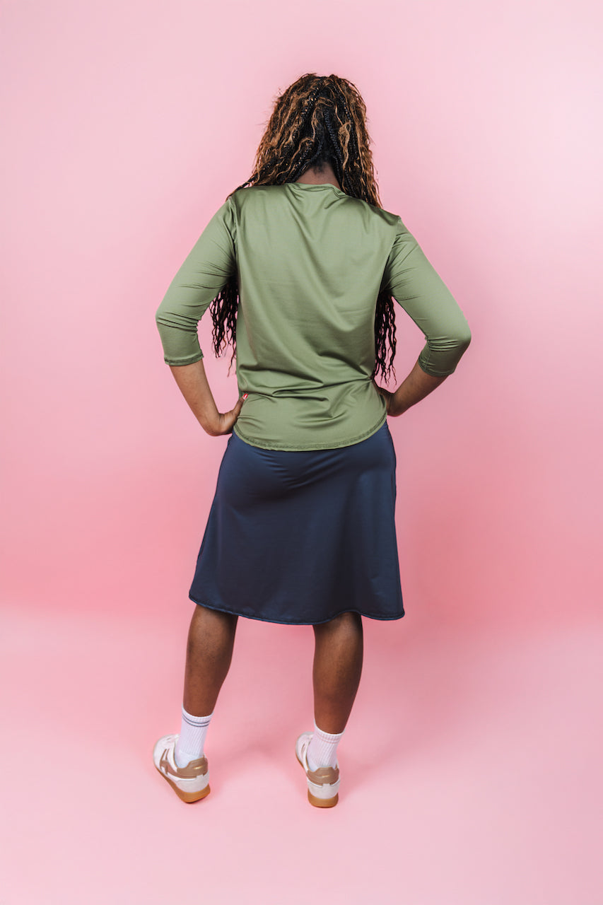 Carbon Skate Skirt in Recycled Polyester