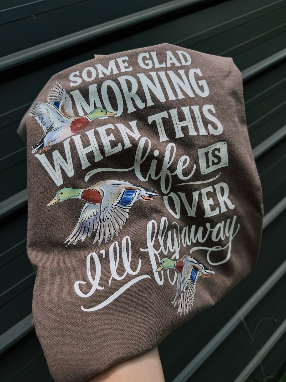 T-shirt graphique « Some Glad Morning Duck » | Chemise de chasse chrétienne | T-shirt de foi colvert