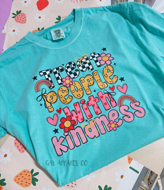 T-shirt « Treat People With Kindness » | T-shirt de la gentillesse pour enseignant | T-shirt graphique coloré | T-shirt inspirant pour enseignant | T-shirt Comfort Colors