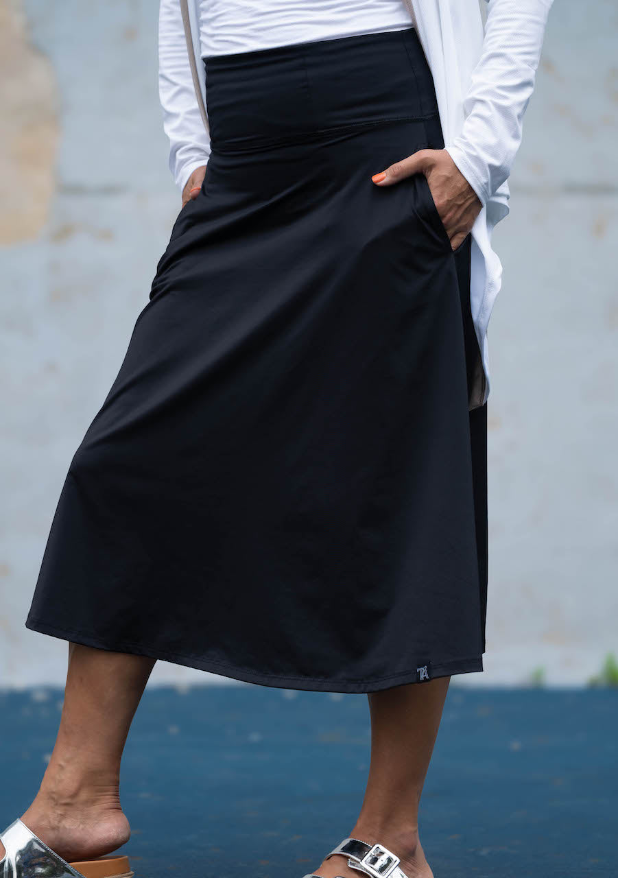 Midi Skate Skirt with Pockets in Black