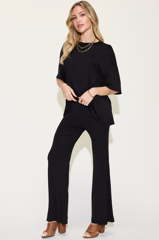 Ensemble t-shirt à épaules tombantes et pantalon évasé en bambou Basic Bae (taille réelle)