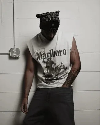 T-shirt vintage blanc « Rugged » à manches coupées