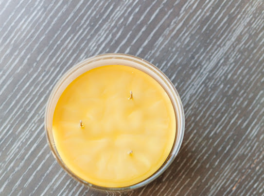 Bougie à la cire d'abeille miel et cannelle | 8 oz