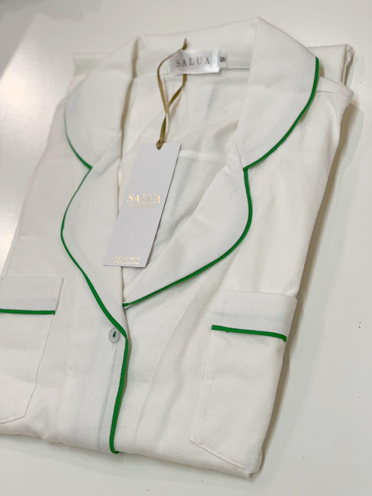 Chemise de nuit longue et luxueuse en coton Pima brossé - Couleurs en édition limitée