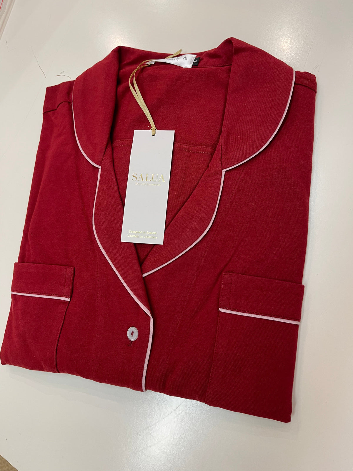 Chemise de nuit longue et luxueuse en coton Pima brossé - Couleurs en édition limitée